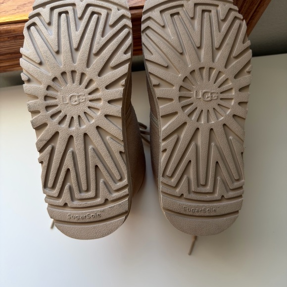 UGG Women’s Neumel Chukka Boots - Mustard Seed - Picture 6 of 6